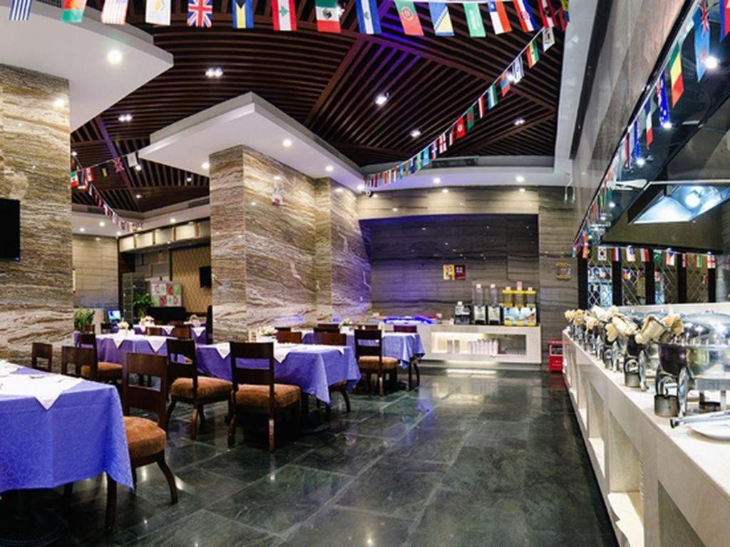 Royal Duke Cherrabah Hotel Zhongshan Чжуншань Экстерьер фото